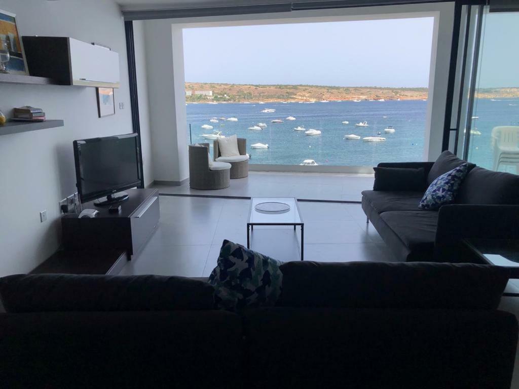 Mellieha Bay Waters Edge No. 160 Leilighet Eksteriør bilde